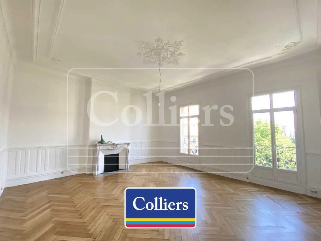 Bureau dans Marseille à louer Photo de l’immeuble– Image 1 sur 13