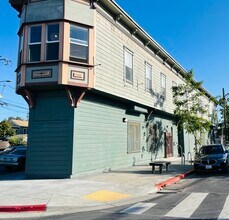 1624 Peralta St, Oakland, CA à louer Photo de l’immeuble– Image 1 sur 3