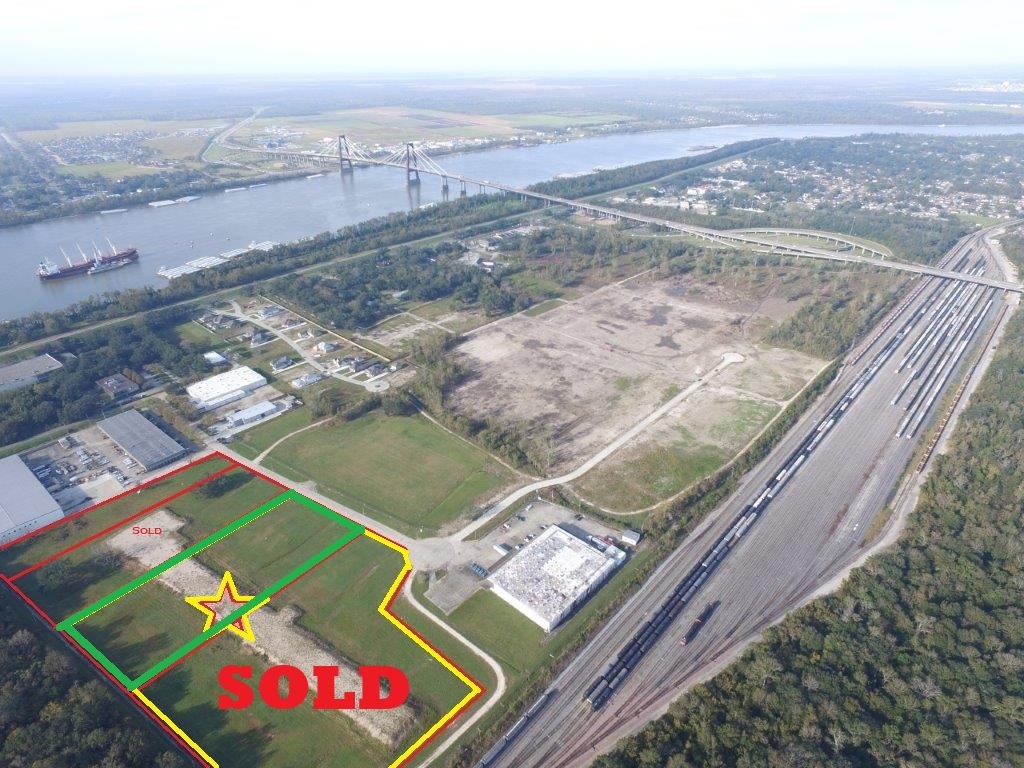 160 Alpha Drive, Destrehan, LA à vendre Photo principale– Image 1 sur 5