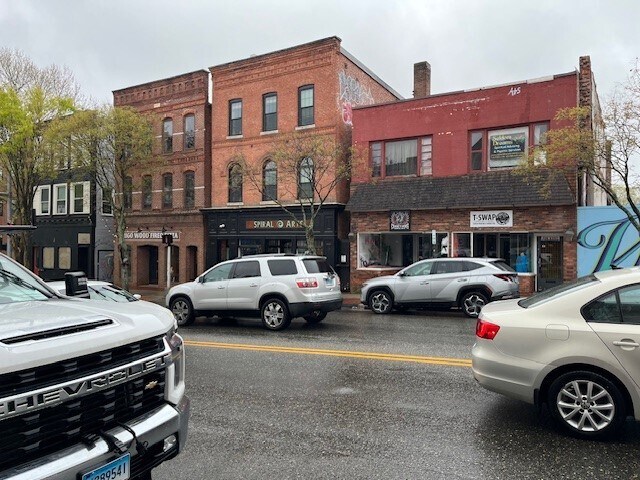 760 Main St, Willimantic, CT à vendre - Photo de l’immeuble – Image 2 sur 7