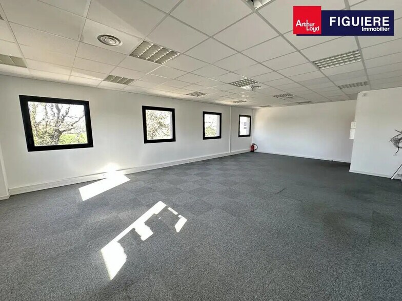 210 Chemin Des Valladets, Éguilles à louer - Photo intérieure – Image 3 sur 8