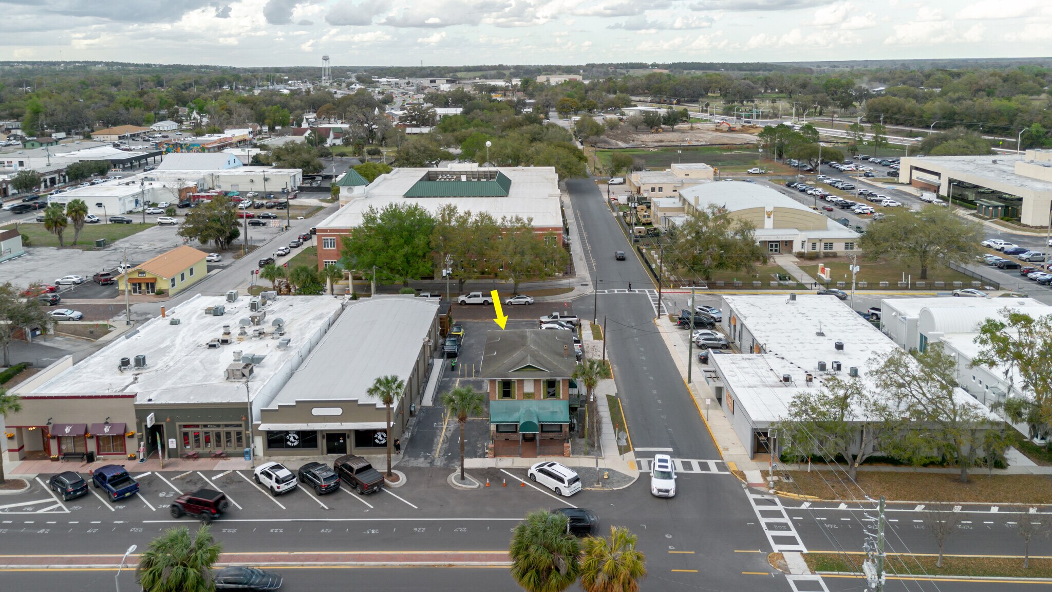 37951 Meridian Ave, Dade City, FL à vendre Photo principale– Image 1 sur 76