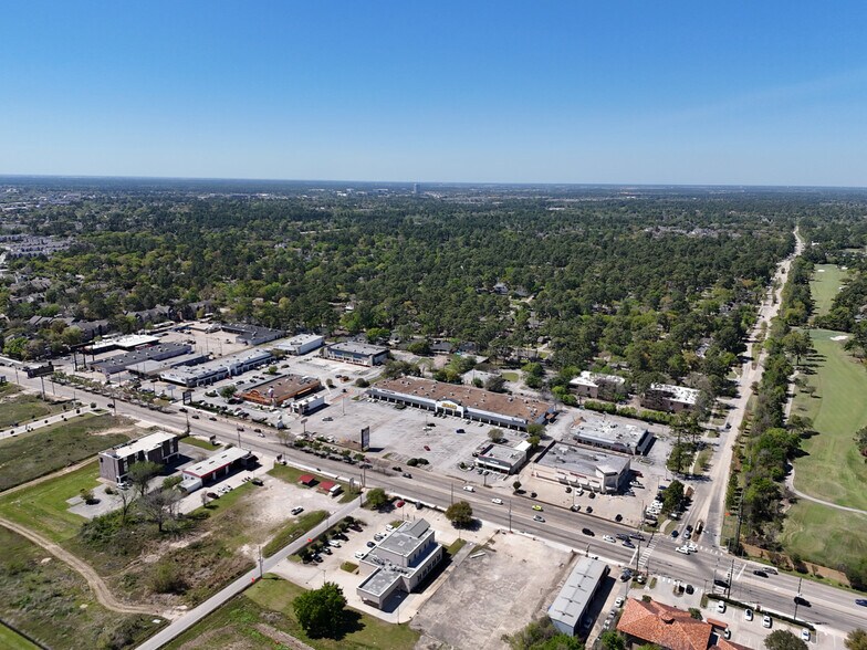 Champions Village portefeuille de 11 biens à vendre sur LoopNet.fr - Aérien – Image 3 sur 12