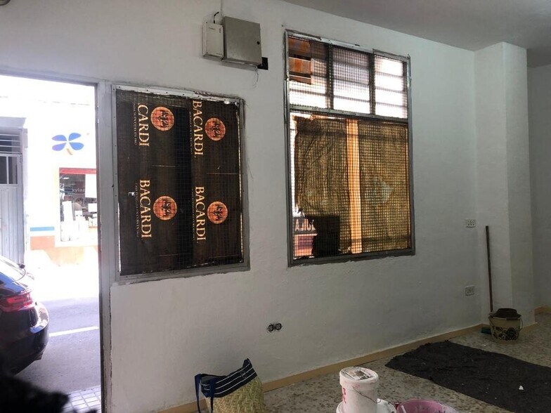 Local commercial dans Cáceres, Cáceres à louer - Photo de l’immeuble – Image 1 sur 4