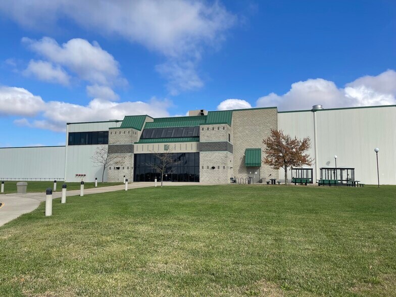 1751 E US Highway 30 E, Carroll, IA à vendre - Photo principale – Image 1 sur 1