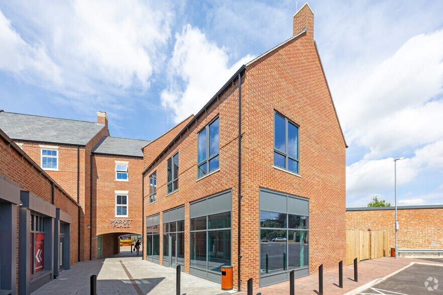 Market Pl, Gainsborough à louer - Photo de l’immeuble – Image 3 sur 3