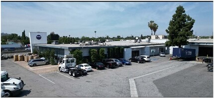 125 N Vineland Ave, City of Industry, CA à louer Photo de l’immeuble– Image 1 sur 1