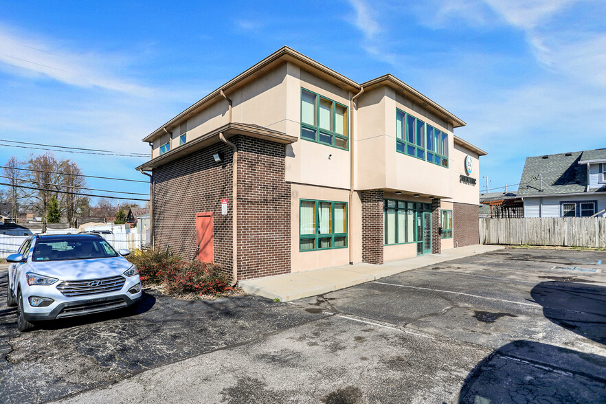 2920 Shelby St, Indianapolis, IN à louer - Photo de l’immeuble – Image 3 sur 96