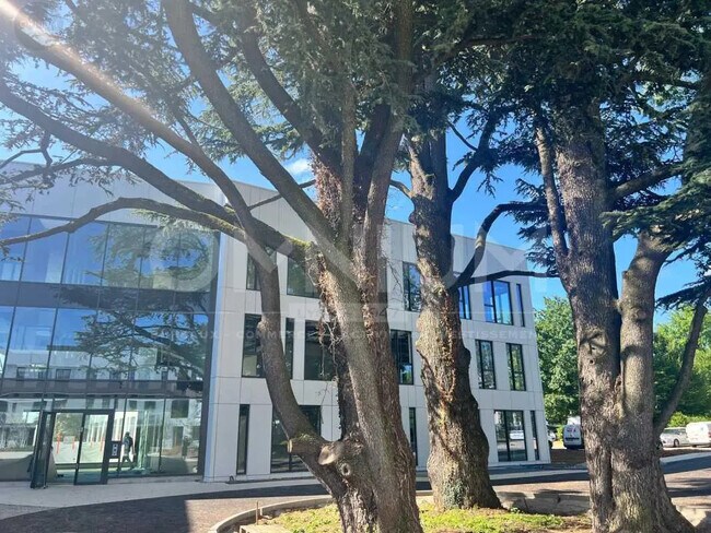 Plus de détails pour Bureau à louer