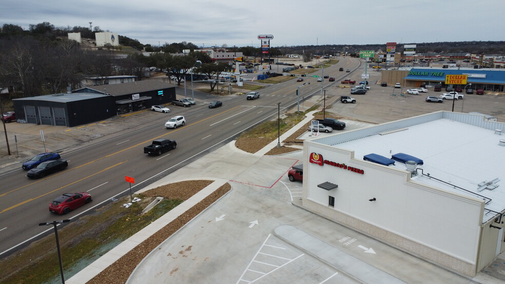 901 E BUS HWY 190, Copperas Cove, TX à louer - Photo de l’immeuble – Image 2 sur 8
