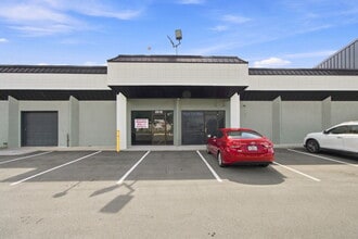 6160-6170 Ulmerton Rd, Clearwater, FL à louer Photo intérieure– Image 2 sur 14