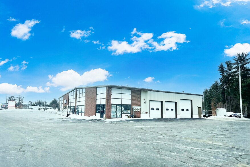 92 Manchester St, Concord, NH à louer - Photo principale – Image 1 sur 8