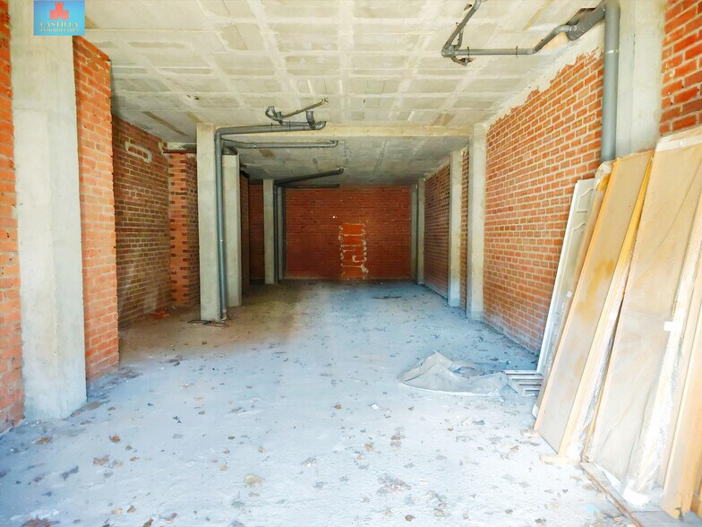 Immeuble residentiel dans Ávila, Ávila à vendre - Photo principale – Image 1 sur 3