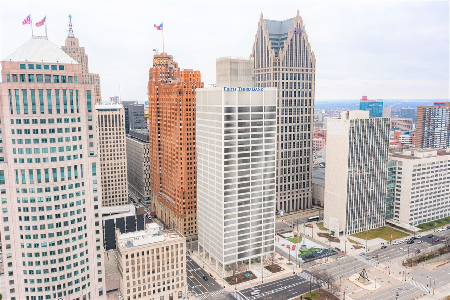 1 Woodward Ave, Detroit, MI à louer - Photo de l’immeuble – Image 1 sur 9
