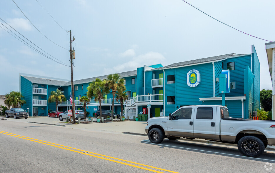 129 Fort Fisher Blvd S, Kure Beach, NC à vendre - Photo de l’immeuble – Image 2 sur 6