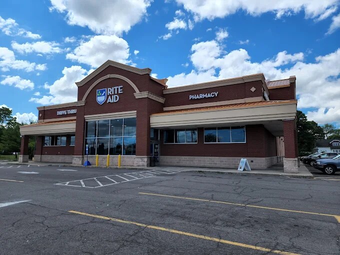 5380 W Taft Rd, Syracuse, NY à louer - Photo de l’immeuble – Image 3 sur 3