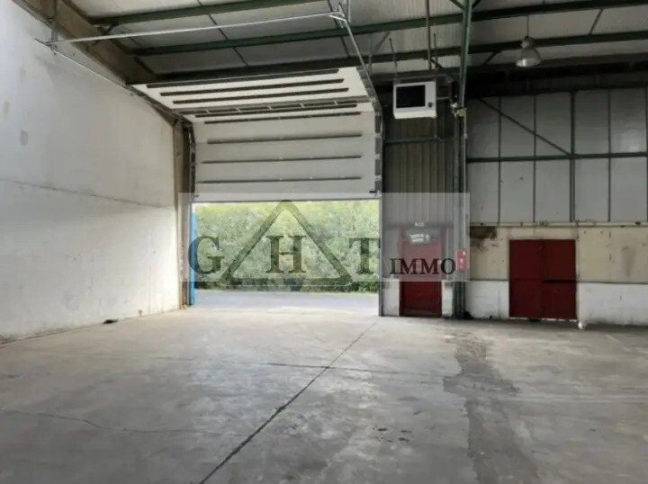 Industriel/Logistique dans Argenteuil à louer - Photo principale – Image 1 sur 4