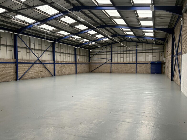 Honeywell Ln, Oldham à louer - Photo de l’immeuble – Image 2 sur 3