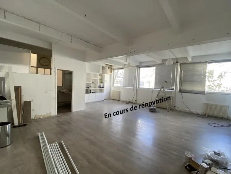 Bureau dans Paris à louer - Photo de l’immeuble – Image 2 sur 9