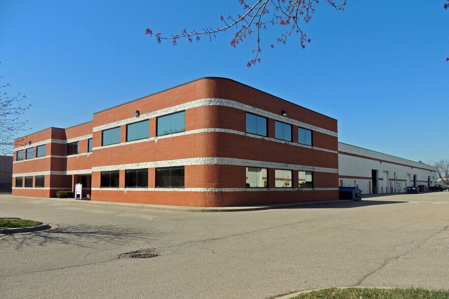 40433-40635 Koppernick Rd, Canton, MI à louer - Photo de l’immeuble – Image 2 sur 2