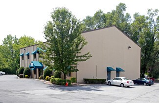 Plus de détails pour 10 Little Britain Rd, Newburgh, NY - Bureau à louer