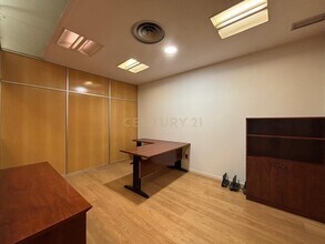 Industriel/Logistique dans Alcalá de Henares, Madrid à louer Photo intérieure– Image 2 sur 14