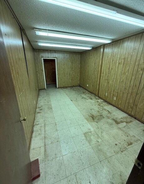 825 N State Highway 121, Bonham, TX à vendre - Photo de l’immeuble – Image 3 sur 25