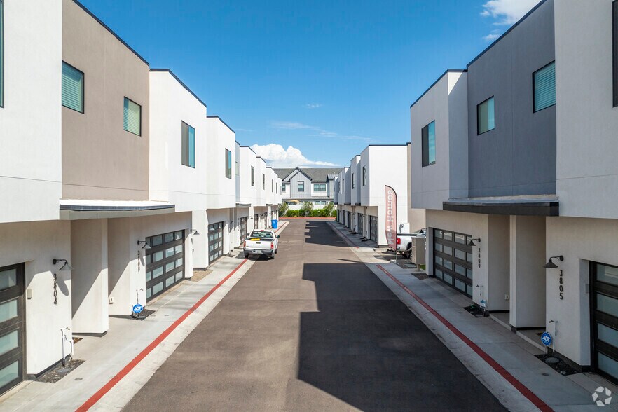 3804 E Monterey way, Phoenix, AZ à vendre - Photo de l’immeuble – Image 3 sur 6