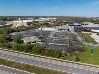 Plus de détails pour 8301 N 76th St, Milwaukee, WI - Local d’activités à vendre