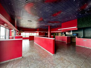 2280-2310 SE Mission St, Salem, OR à louer Photo intérieure– Image 2 sur 6