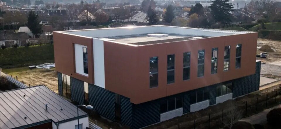 Local d'activités dans Bondoufle à vendre Photo de l’immeuble– Image 1 sur 5