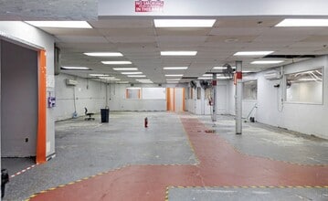 555 E 242nd St, Bronx, NY à louer Photo intérieure– Image 2 sur 4