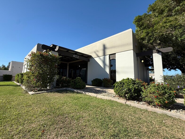 402 E Southern Ave, Tempe, AZ à louer - Photo de l’immeuble – Image 3 sur 26