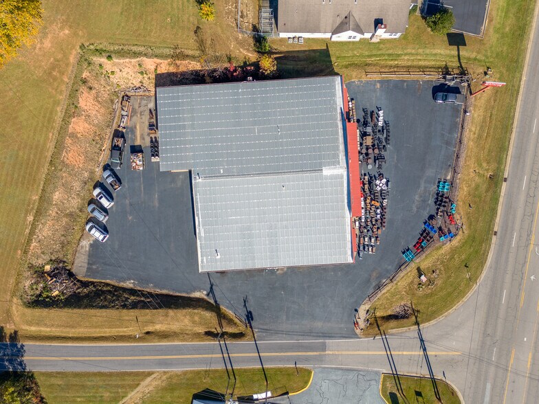 25 Setser Branch Rd, Franklin, NC à vendre - Photo de l’immeuble – Image 2 sur 30