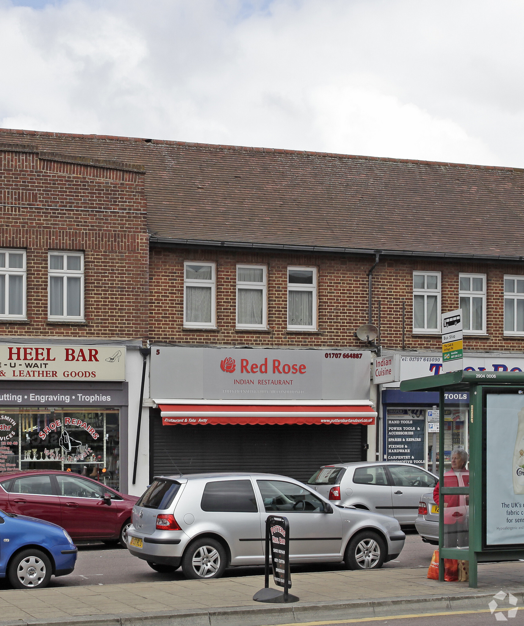 1 High St, Potters Bar à vendre Photo principale– Image 1 sur 8