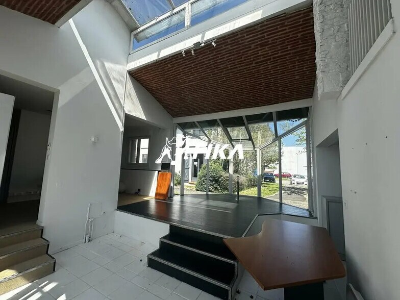 1 Avenue De L'Enclos, Portet-sur-Garonne à louer - Photo de l’immeuble – Image 1 sur 9
