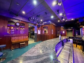 Plus de détails pour Local commercial à louer