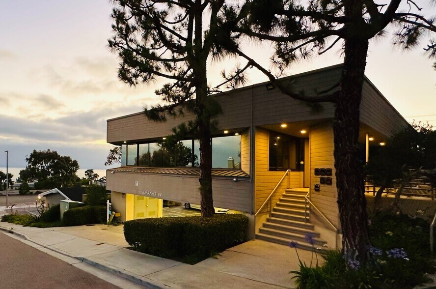 322 8th St, Del Mar, CA à louer - Photo de l’immeuble – Image 2 sur 4