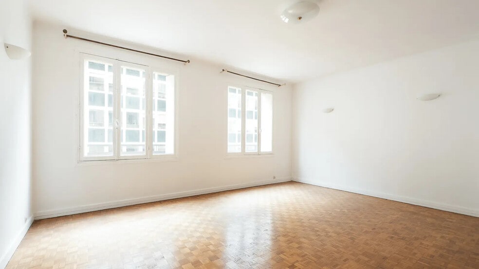 Bureau dans Paris à vendre - Photo intérieure – Image 2 sur 12