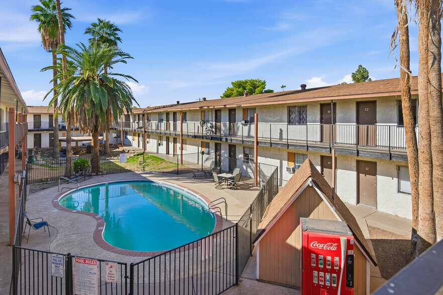 4323 N 27th Ave, Phoenix, AZ à vendre - Photo de l’immeuble – Image 3 sur 6