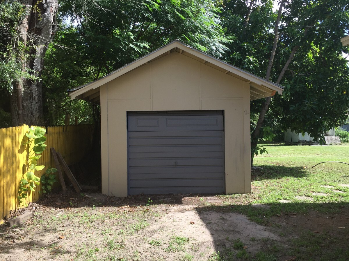 View Photo