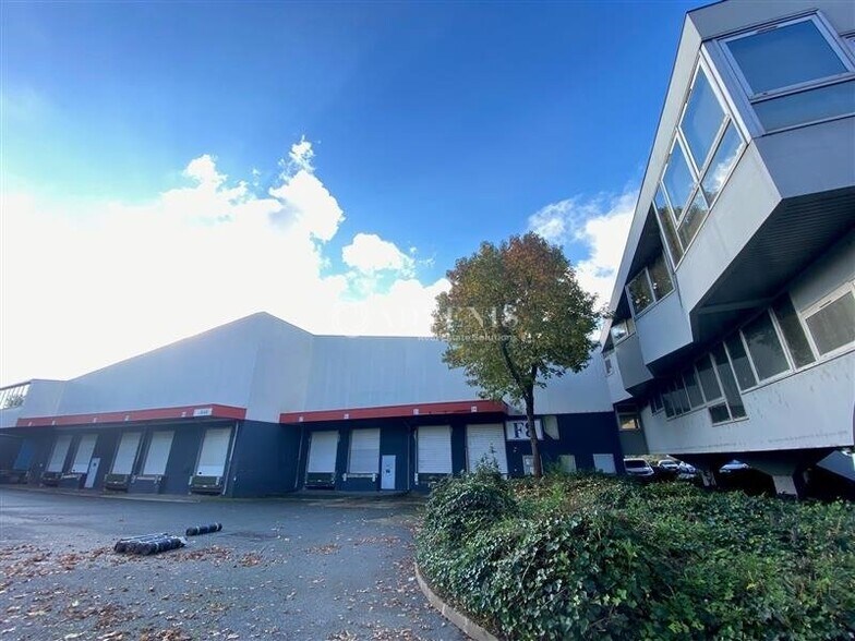 Route De L'Ile Barbiere, Bonneuil-sur-Marne à louer - Photo de l’immeuble – Image 1 sur 8