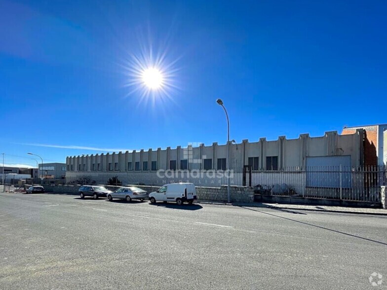 Industriel/Logistique dans Ávila, Ávila à louer - Photo de l’immeuble – Image 2 sur 5