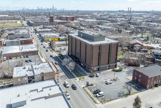 Plus de détails pour 4909 W Division St, Chicago, IL - Bureau, Bureau/Médical à louer