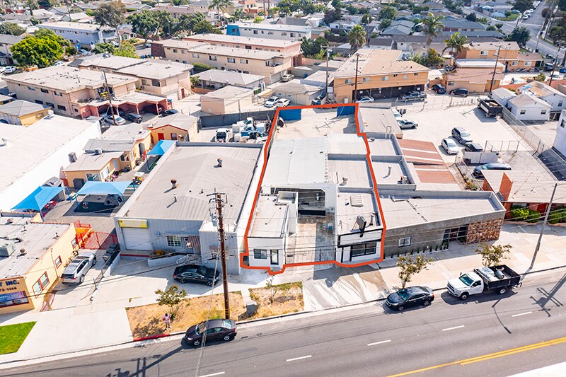 718 Centinela Ave, Inglewood, CA à vendre - Photo de l’immeuble – Image 2 sur 29