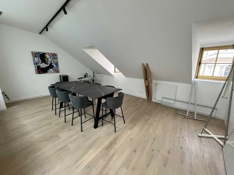 Bureau dans Rennes à louer - Photo de l’immeuble – Image 3 sur 7