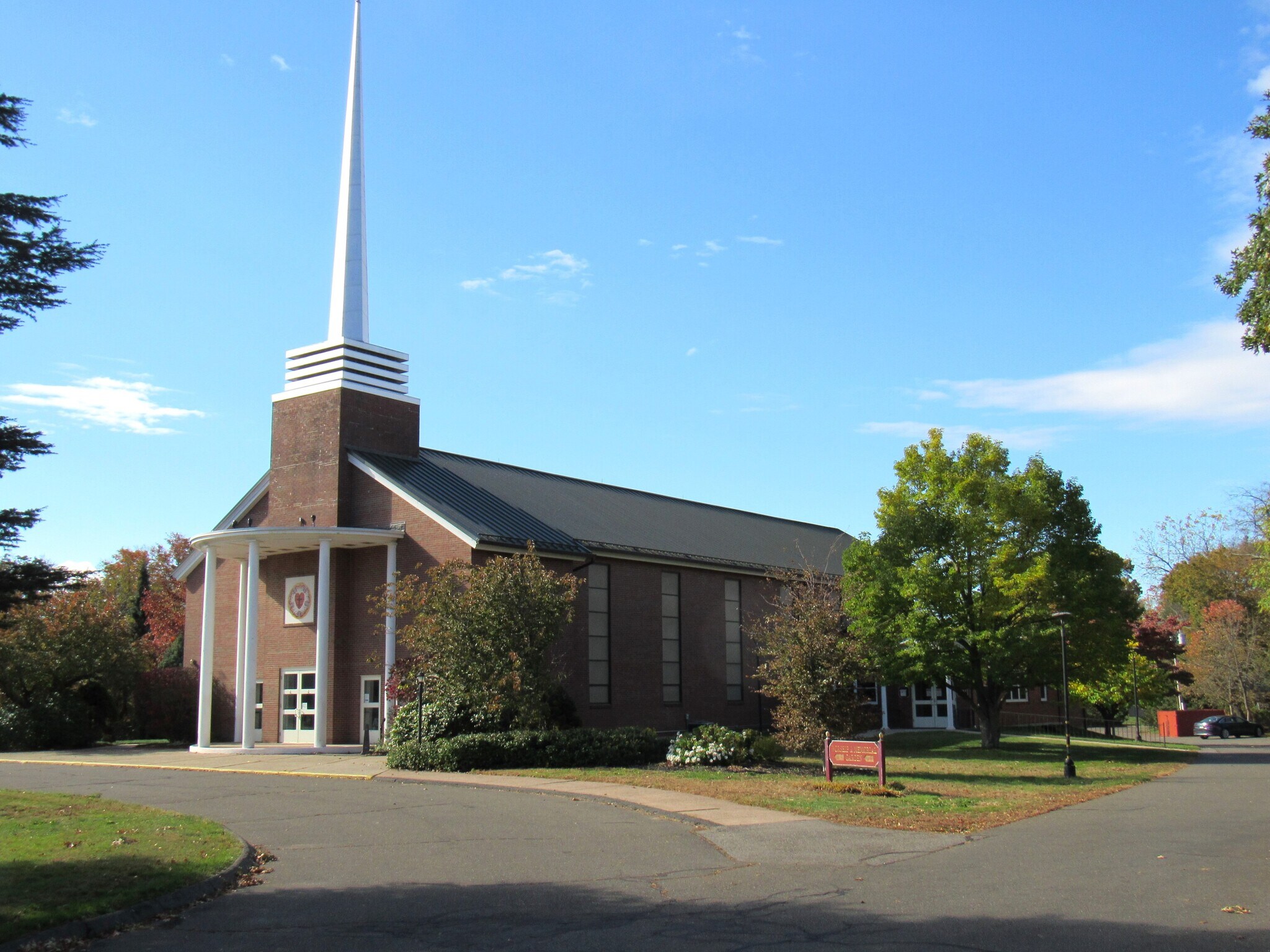 40 Pitkin St, Manchester, CT à vendre Photo principale– Image 1 sur 2