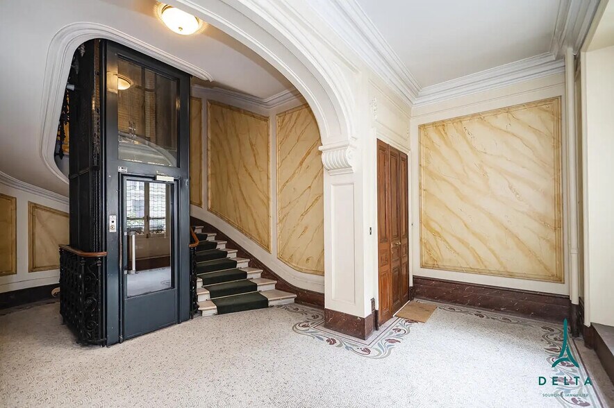 Bureau dans Paris à vendre - Photo de l’immeuble – Image 3 sur 7