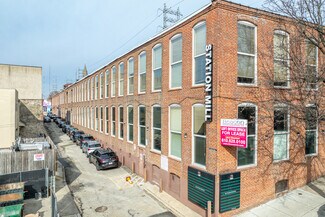 Plus de détails pour 10 Shurs Ln, Philadelphia, PA - Bureau à louer