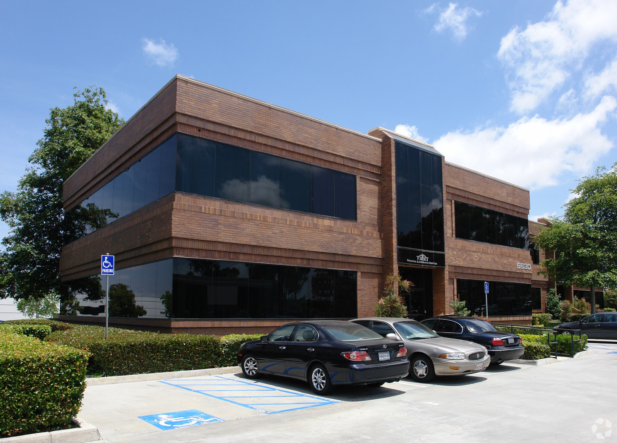 6630 Flanders Dr, San Diego, CA à vendre Photo principale– Image 1 sur 8